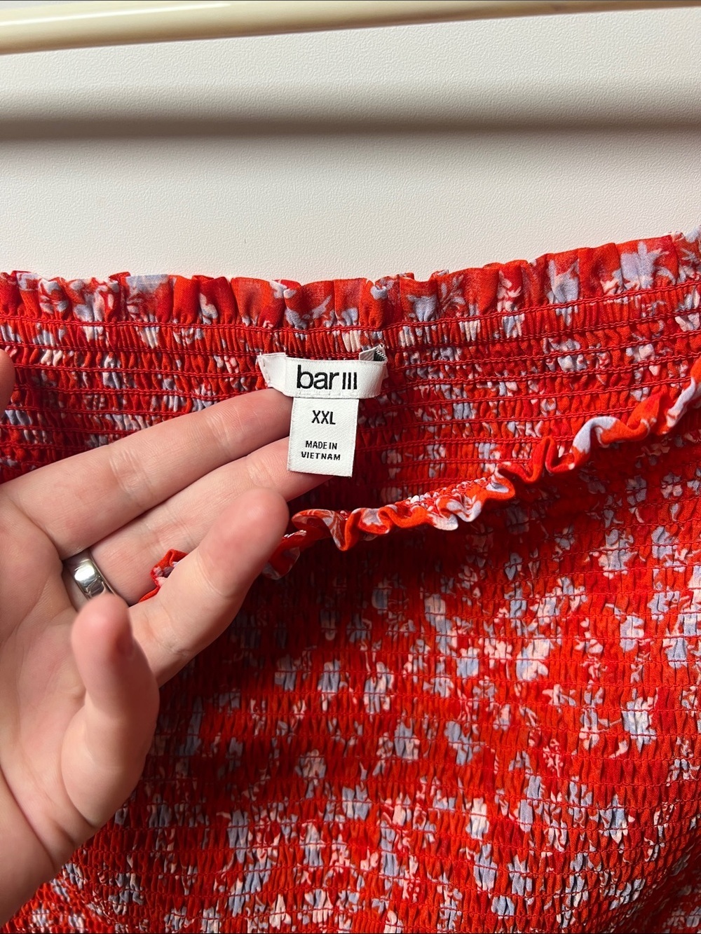 Bar III Red Floral Off-The-Shoulder Smocked Top, XXL - Picture 2 of 4